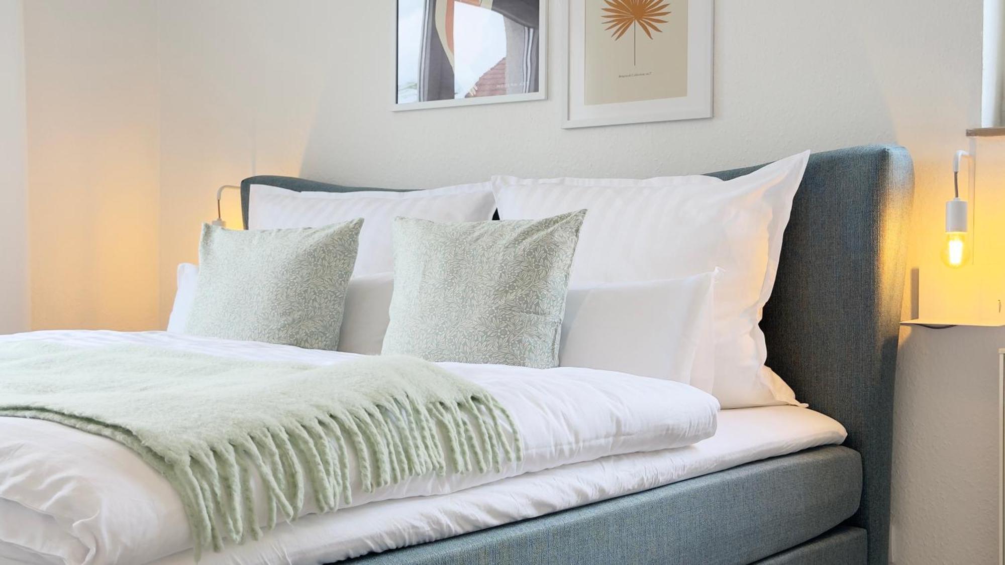 Fewo Am Park - 4P, Boxspringbett, Balkon, Smarttv, Gesundbrunnen, Familienfreundlich Halle  Ngoại thất bức ảnh