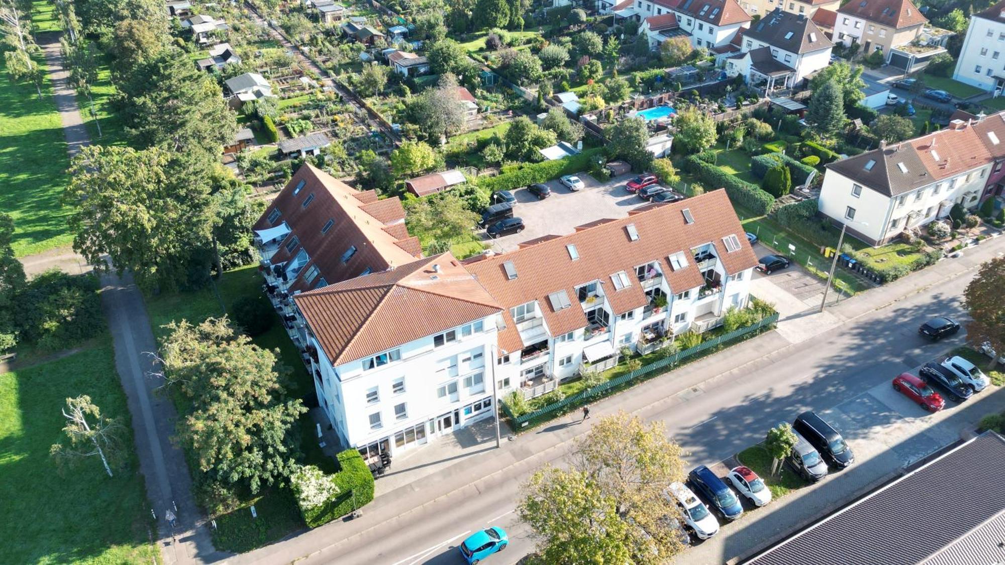 Fewo Am Park - 4P, Boxspringbett, Balkon, Smarttv, Gesundbrunnen, Familienfreundlich Halle  Ngoại thất bức ảnh