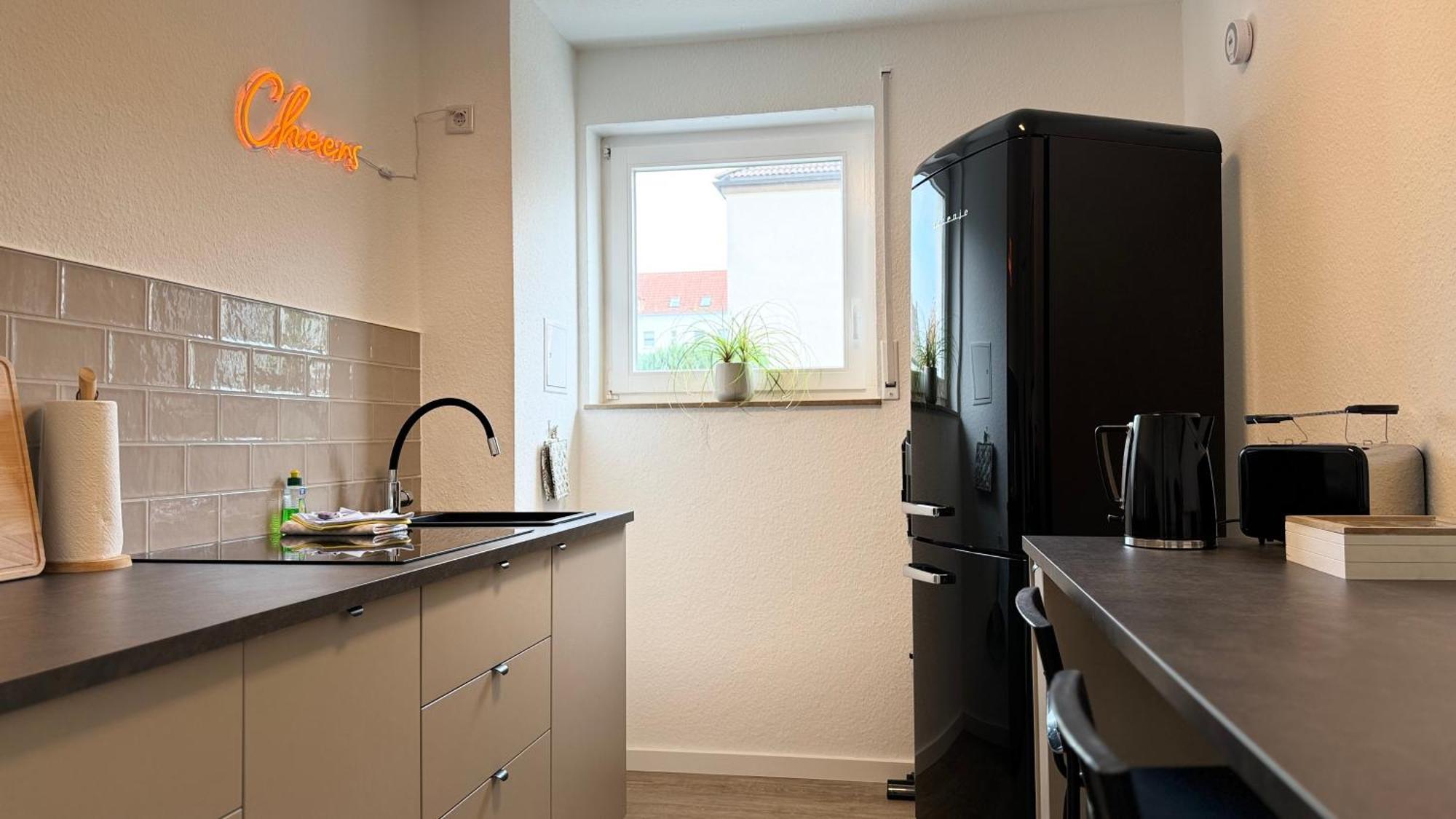 Fewo Am Park - 4P, Boxspringbett, Balkon, Smarttv, Gesundbrunnen, Familienfreundlich Halle  Ngoại thất bức ảnh